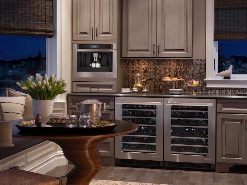 A Guide To Choosing The Best Beverage Center For You